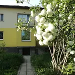 за гости 