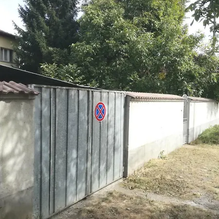 за гости дом градина вита / Guest “house Vita Garden” София