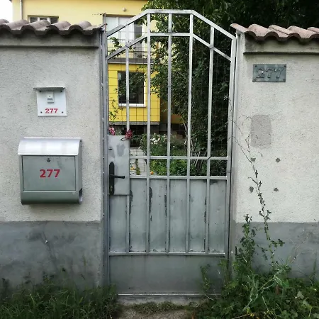 за гости дом градина вита / Guest “house Vita Garden” Частна квартира *
