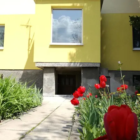 Alloggio in famiglia за гости 