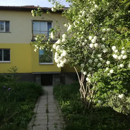 Alloggio in famiglia за гости 