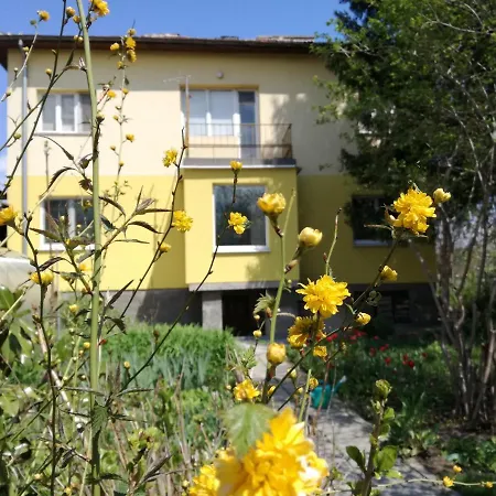 Alloggio in famiglia за гости 