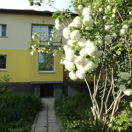 за гости дом градина вита / Guest “house Vita Garden” *